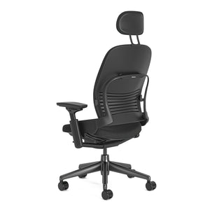 With headrest / Fame Black 8004